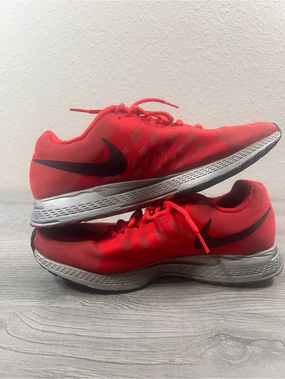 Nike Zoom Pegasus Red and Black Men's Running Shoes Size9.5